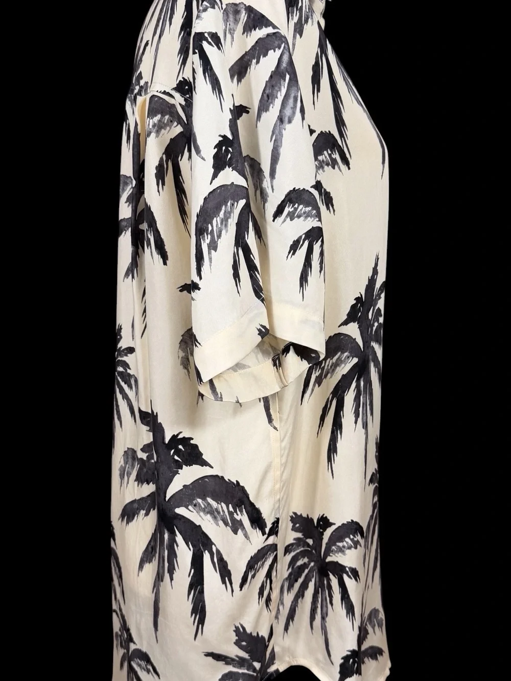 Annie Bing Oversized Short Sleeve Shirt - Cream/Black. Palms. Y2K. California.